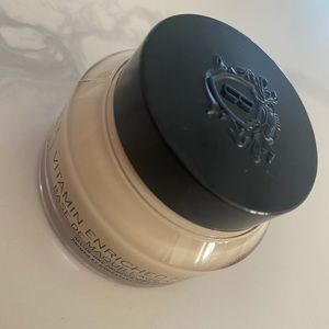 NEW BOBBI BROWN VITAMIN ENRICHED FACE BASE